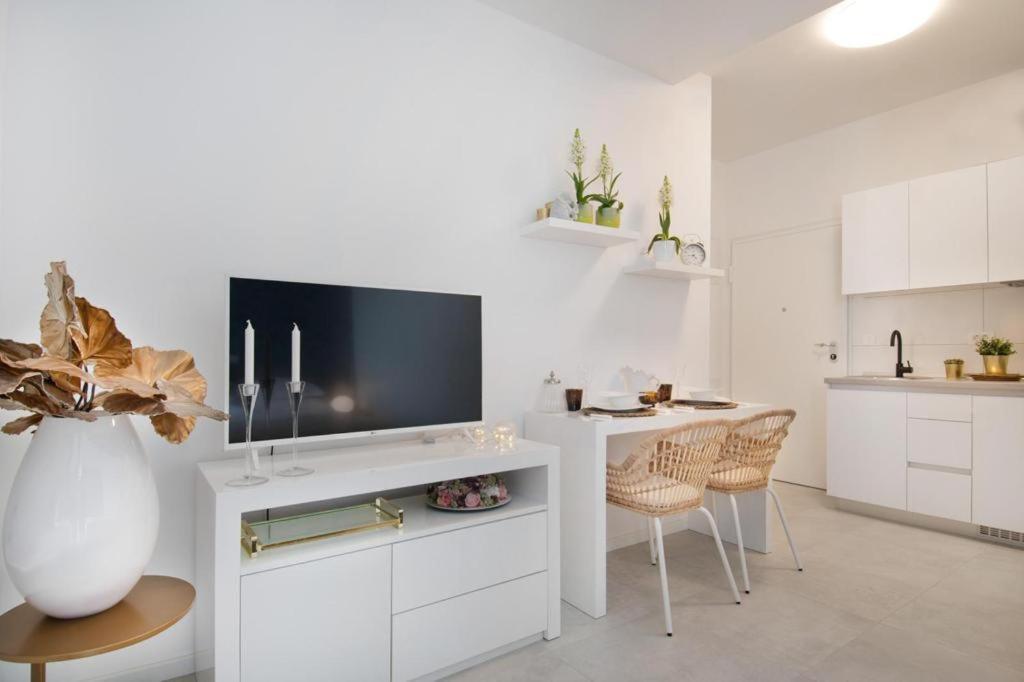 Zigo Modern Studio Apartment Near Beach สปลิท ภายนอก รูปภาพ